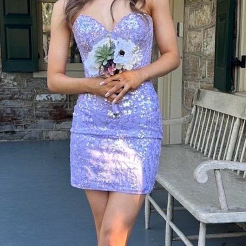 Sherri Hill Light Purple Strapless Mini Dress